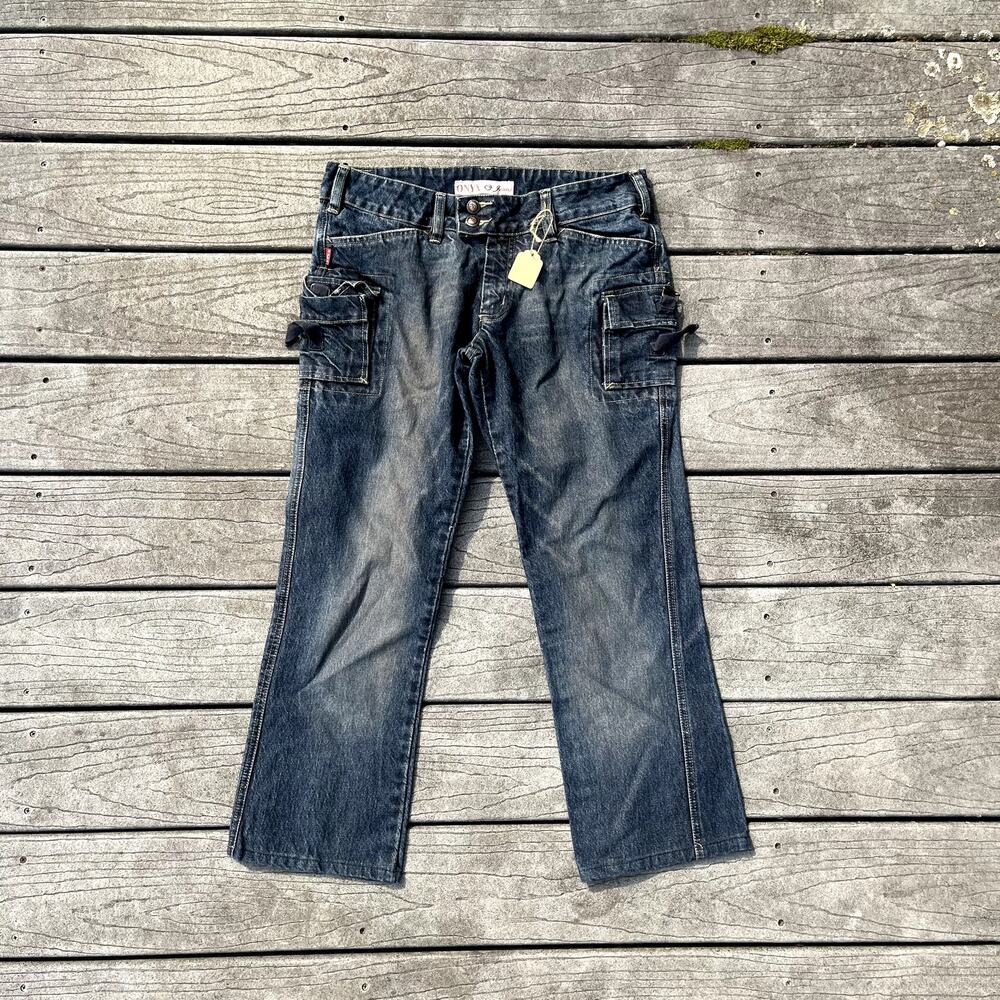 Item 31 Onyx Womens Jeans size 29, Very rare